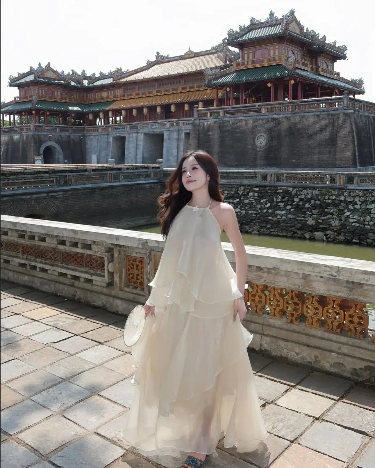 Maxi tơ sóng cổ yếm 2