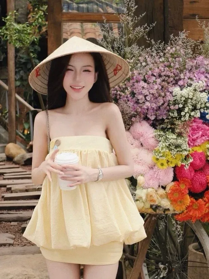 V652 Set vàng áo xốp bí 1