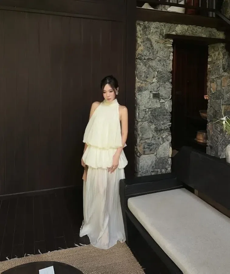 Đầm Bích kem - size L (ngực 88-92) 10