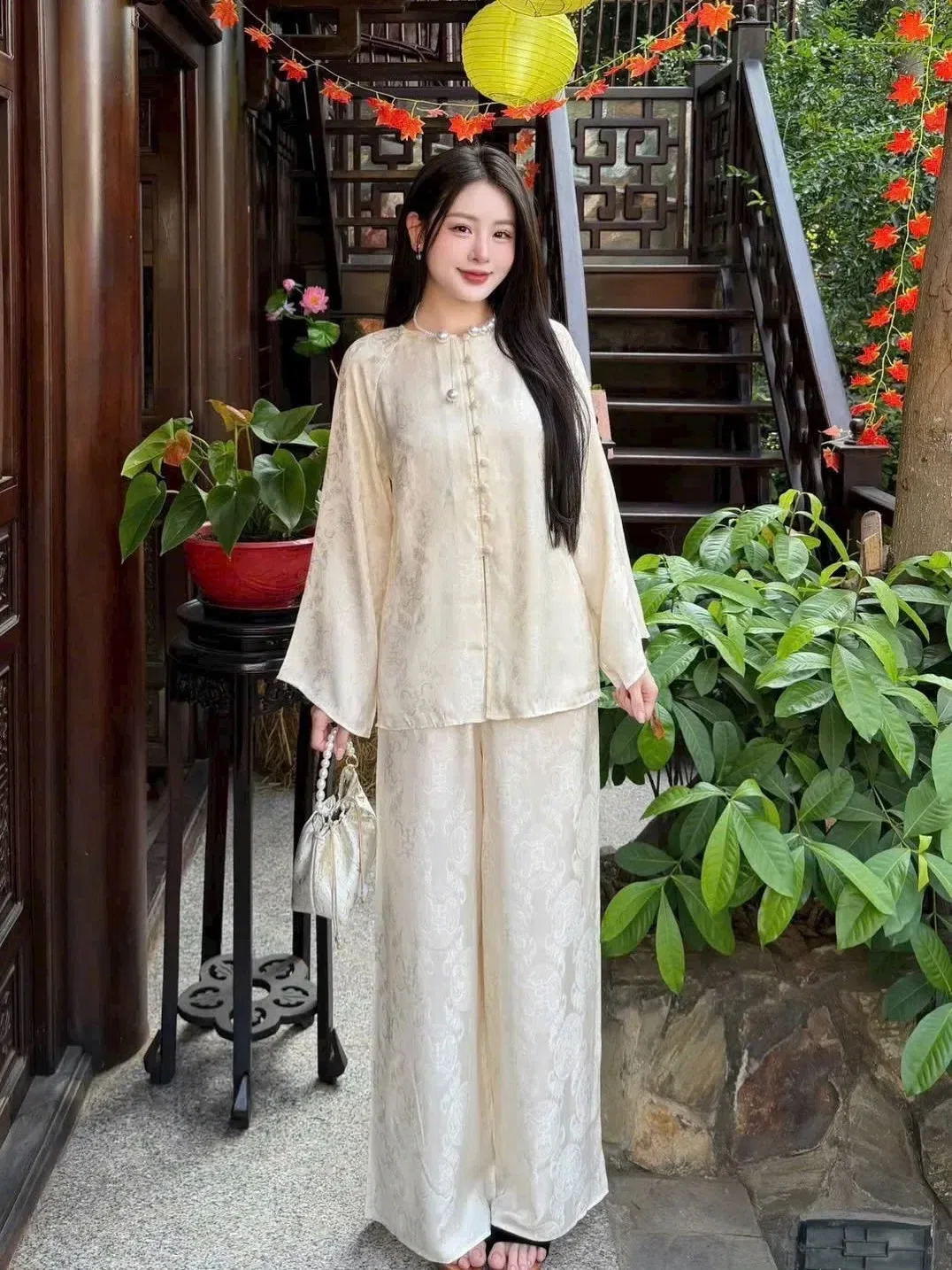 Sẵn pháp phục mới về 🫶
__________________________
𝐌𝐚̂̃𝐮 𝐭𝐡𝐮𝐞̂: 𝟑𝟓𝐊/𝟏 1