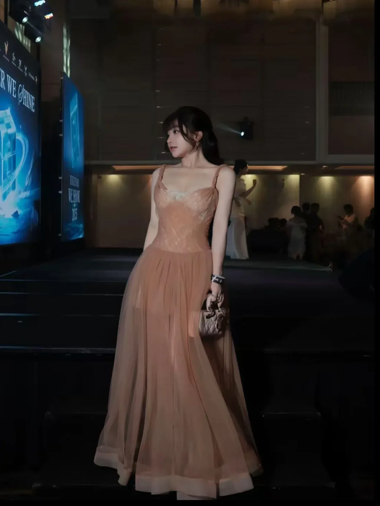 Onommm V378 Siren Dress size M 8