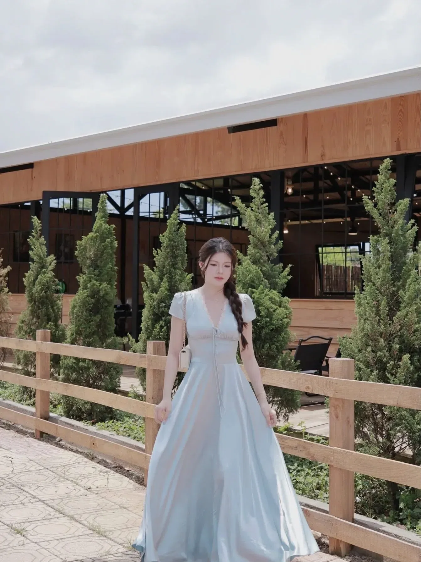 Đồ hè năm nay xinh lắm ạ💐🌷
__________________________
𝐌𝐚̂̃𝐮 𝐭𝐡𝐮𝐞̂: 𝟑𝟓 1