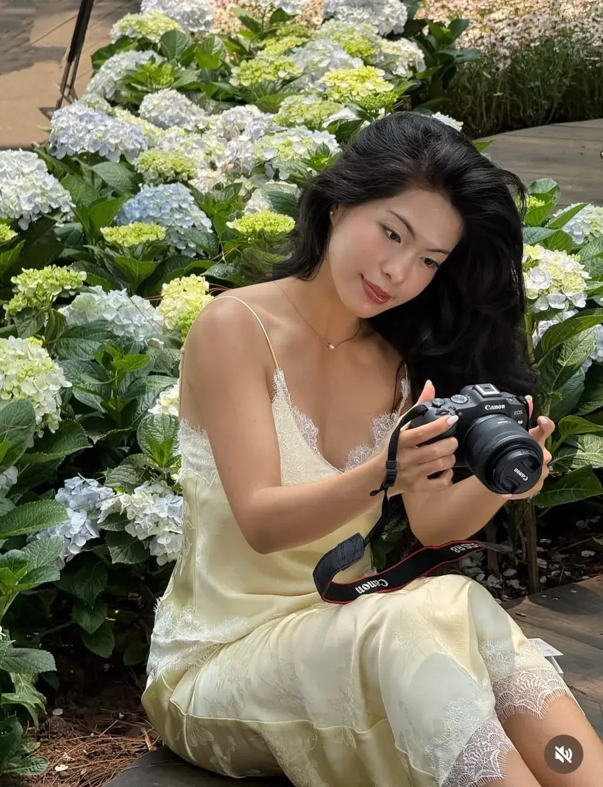 set lụa vàng gà con may 𝑁𝑎̀𝑛𝑔 𝑆𝑢̛𝑜̛𝑛𝑔 7