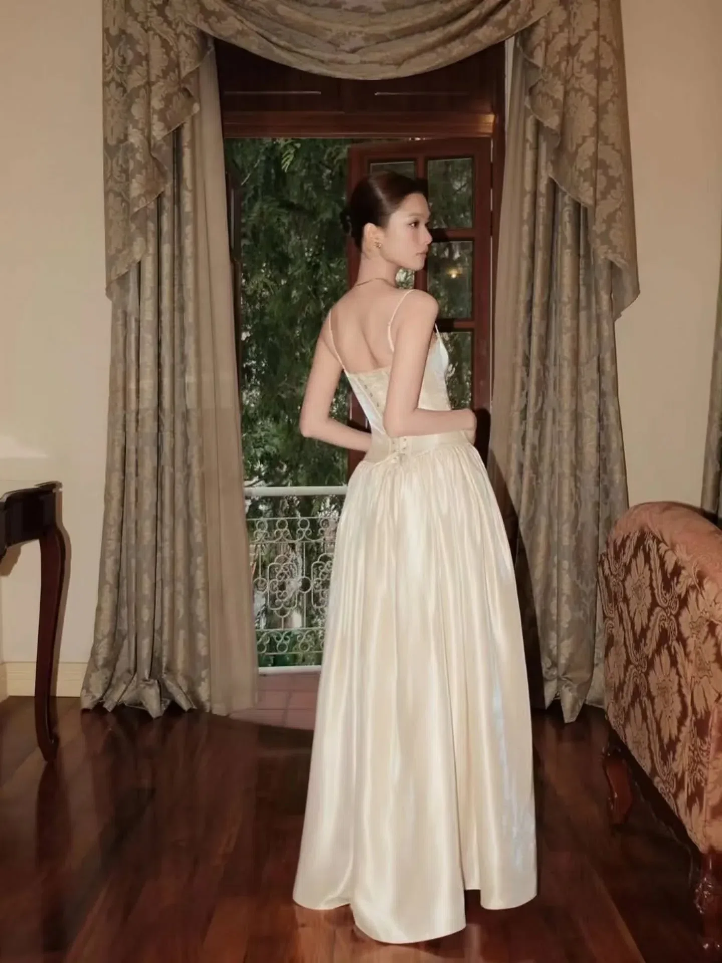 BRAND RUBIES - mùa prom tới. 9
