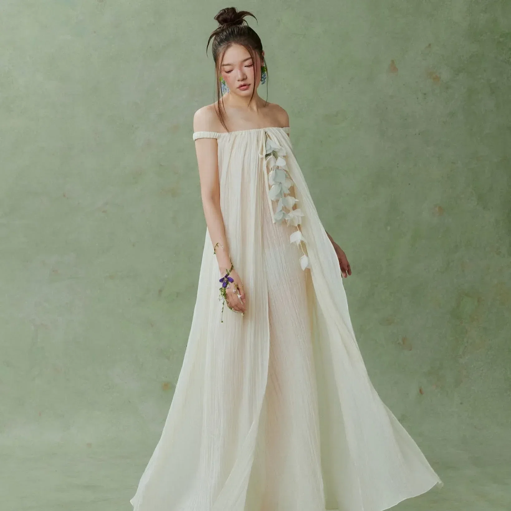 Đầm Dung - size L (màu kem) 4