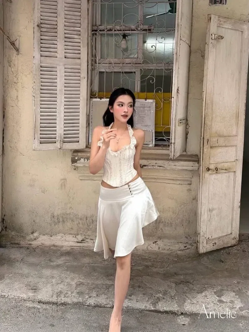 Amelie S 4