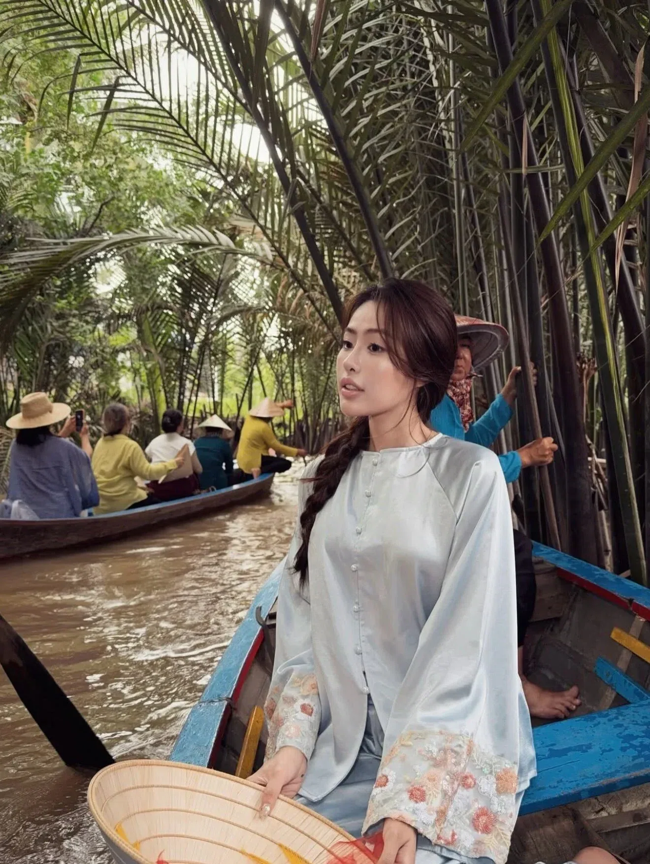 4 Màu ( Xanh dương - Xanh lá - Hồng - Trắng) pháp phục tay phối kim sa🌷
_______ 4
