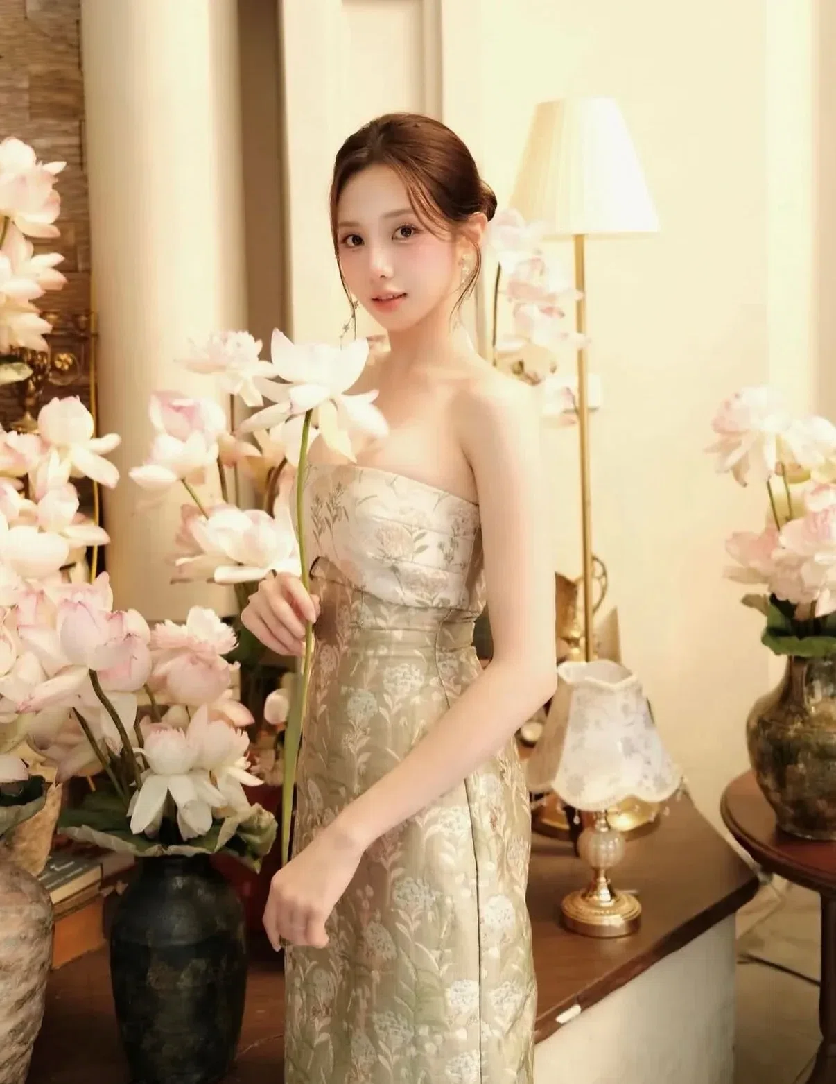 Hortesia Dress - size M, L 15