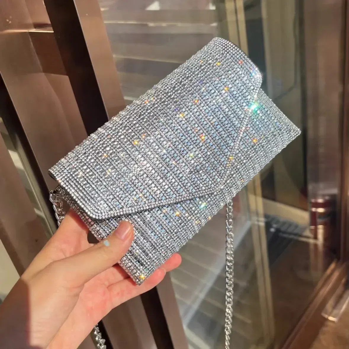 Túi to: 50k/ngày ( thêm ngày + 5k) 9