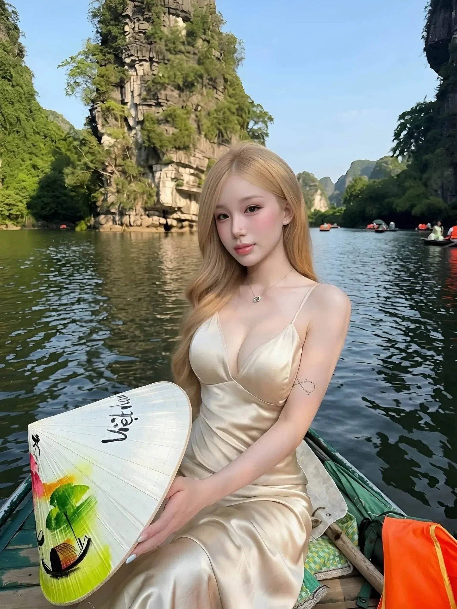 Váy lụa ngockem size S(V66), M(V327) 3