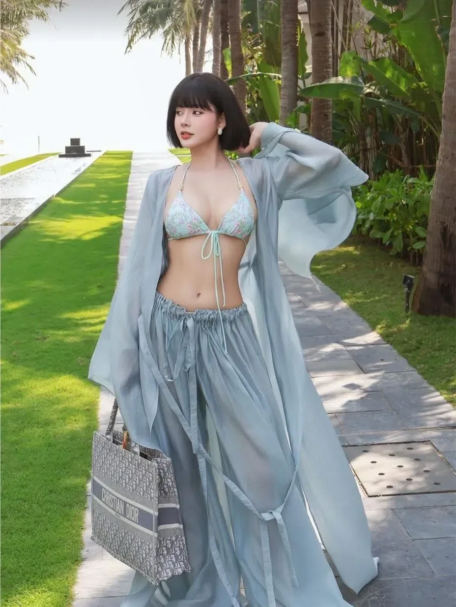 Elle Set - freesize (ko kèm bra) - màu xanh 14