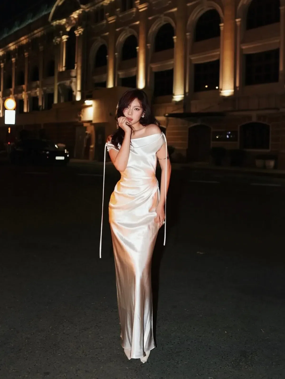 Váy lụa trễ vai size L 5