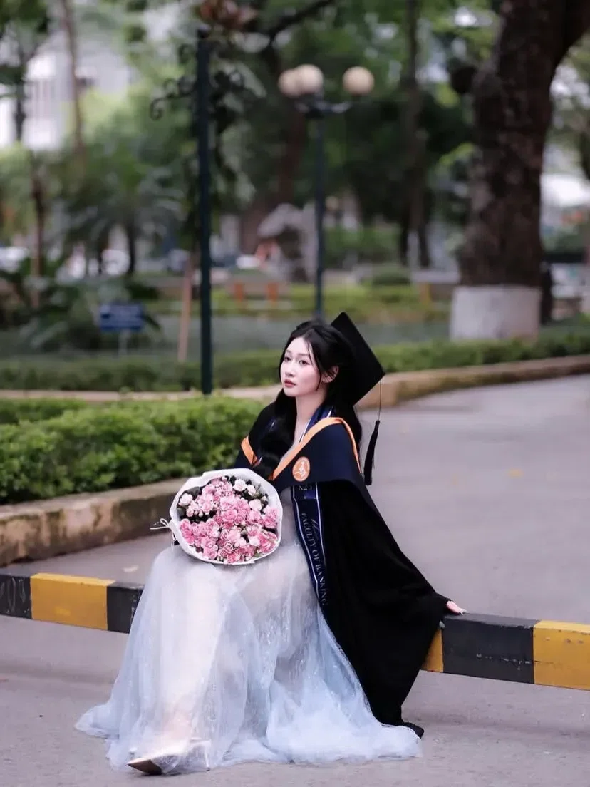 V397 ACELIA Đầm ren lưới màu kem by Sò Vintage 6