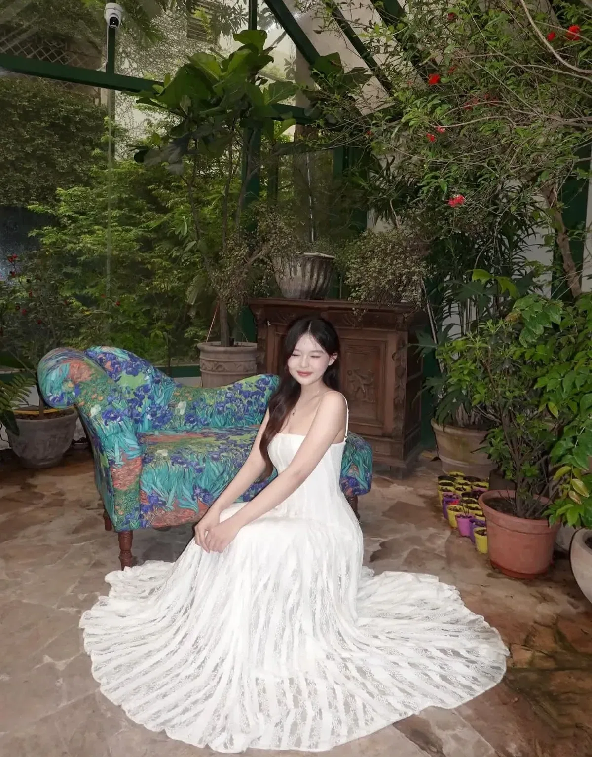 Váy hai dây họa tiết ren 3