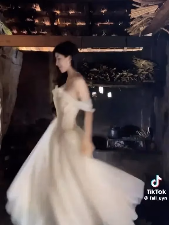 Tiela V555 Lilla Dress Trễ vai hoa 1