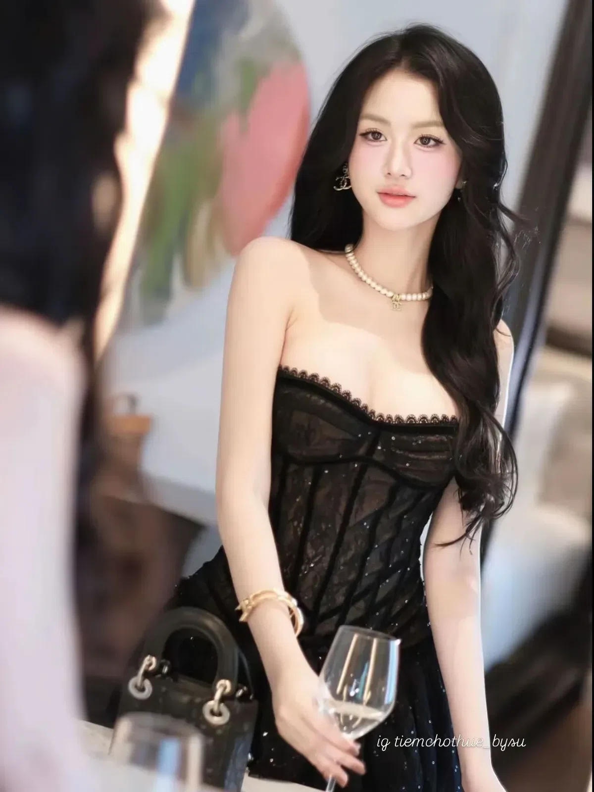Đầm ren đen V528 2