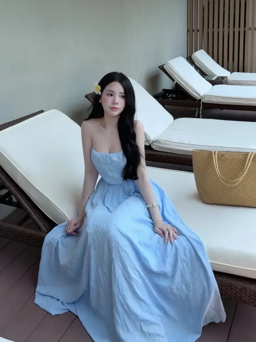 V173 Maxi dài hở lưng xanh 2