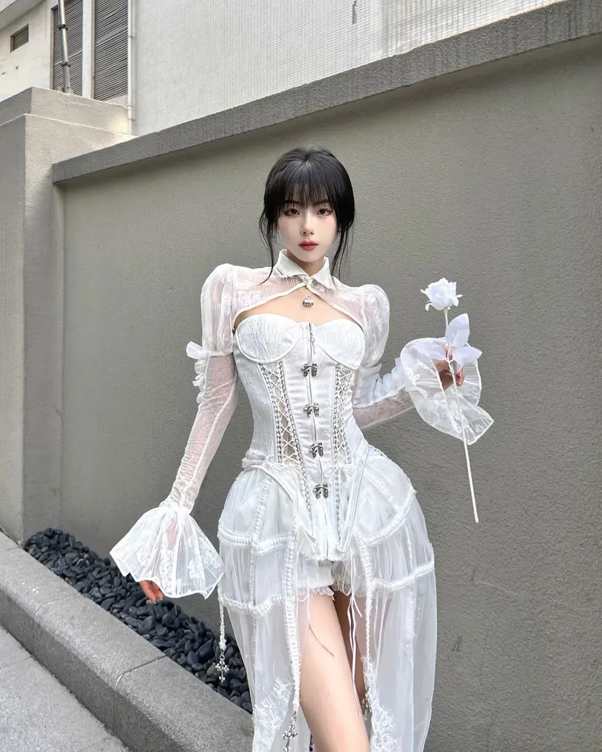 Set White Alice Set 005 11