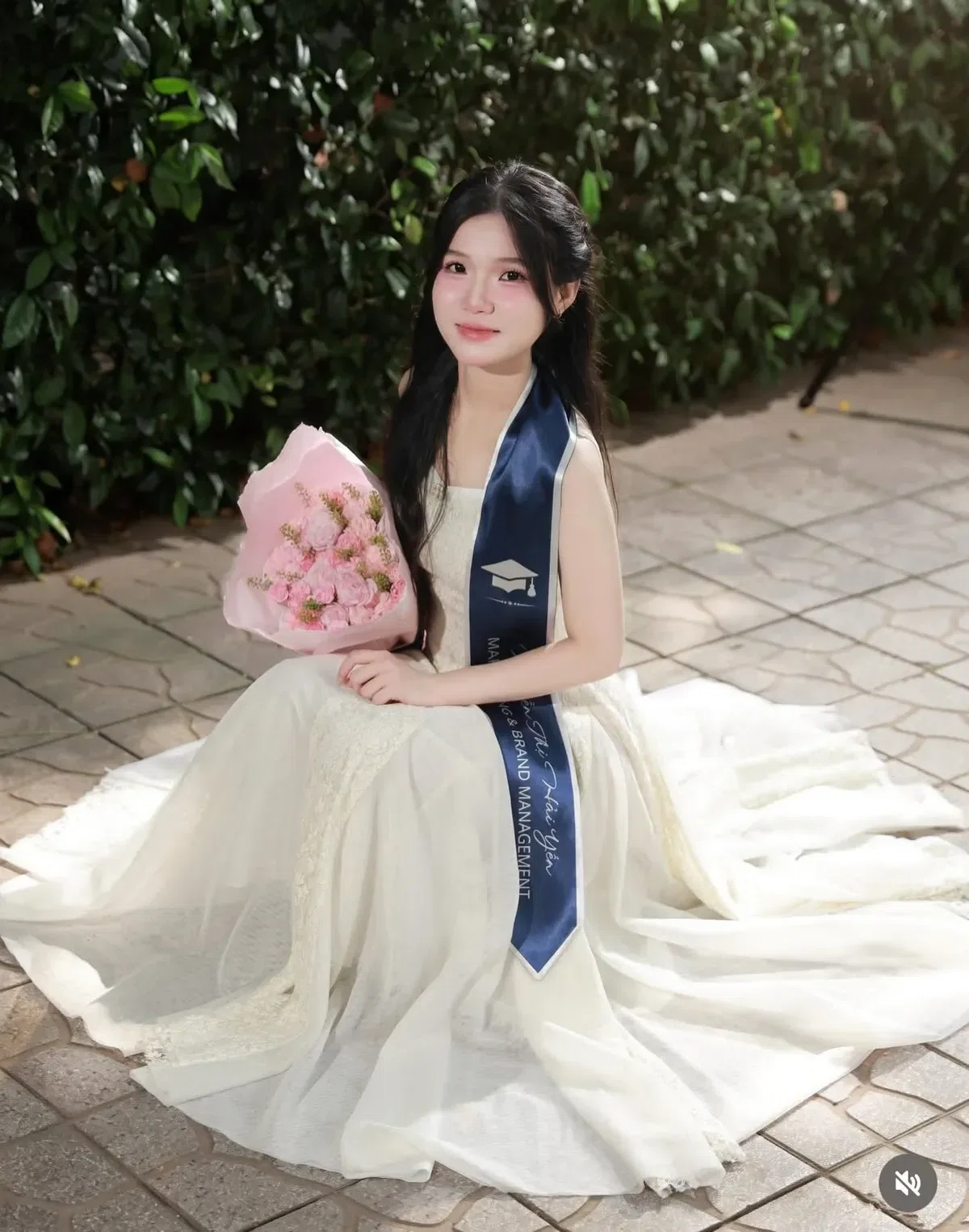 Tiela M135 Dress 1
