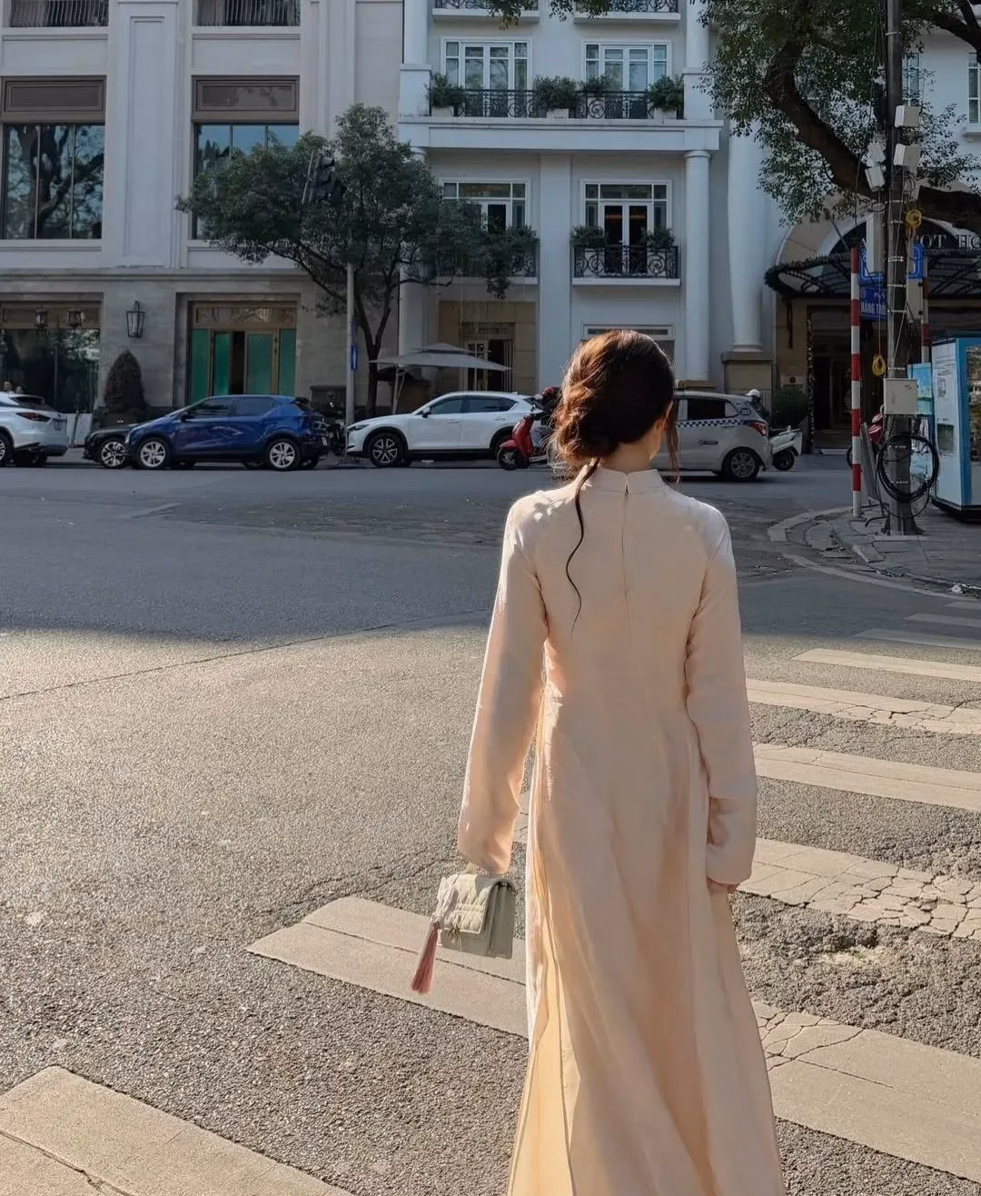Áo chiết eo nhẹ nhà Seo xinh quá mn ưi, Vải lụa Nha Xá màu hồng iu lắmmm íii 3