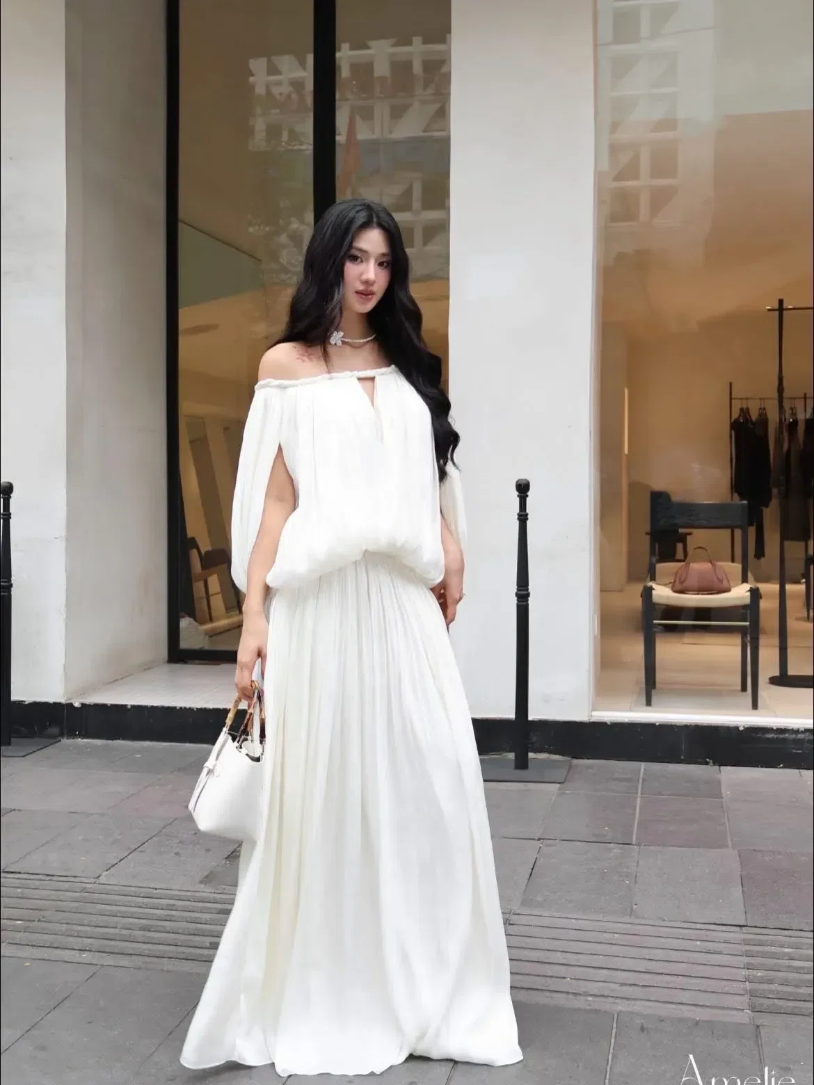Váy maxi màu be brand Amelie 11