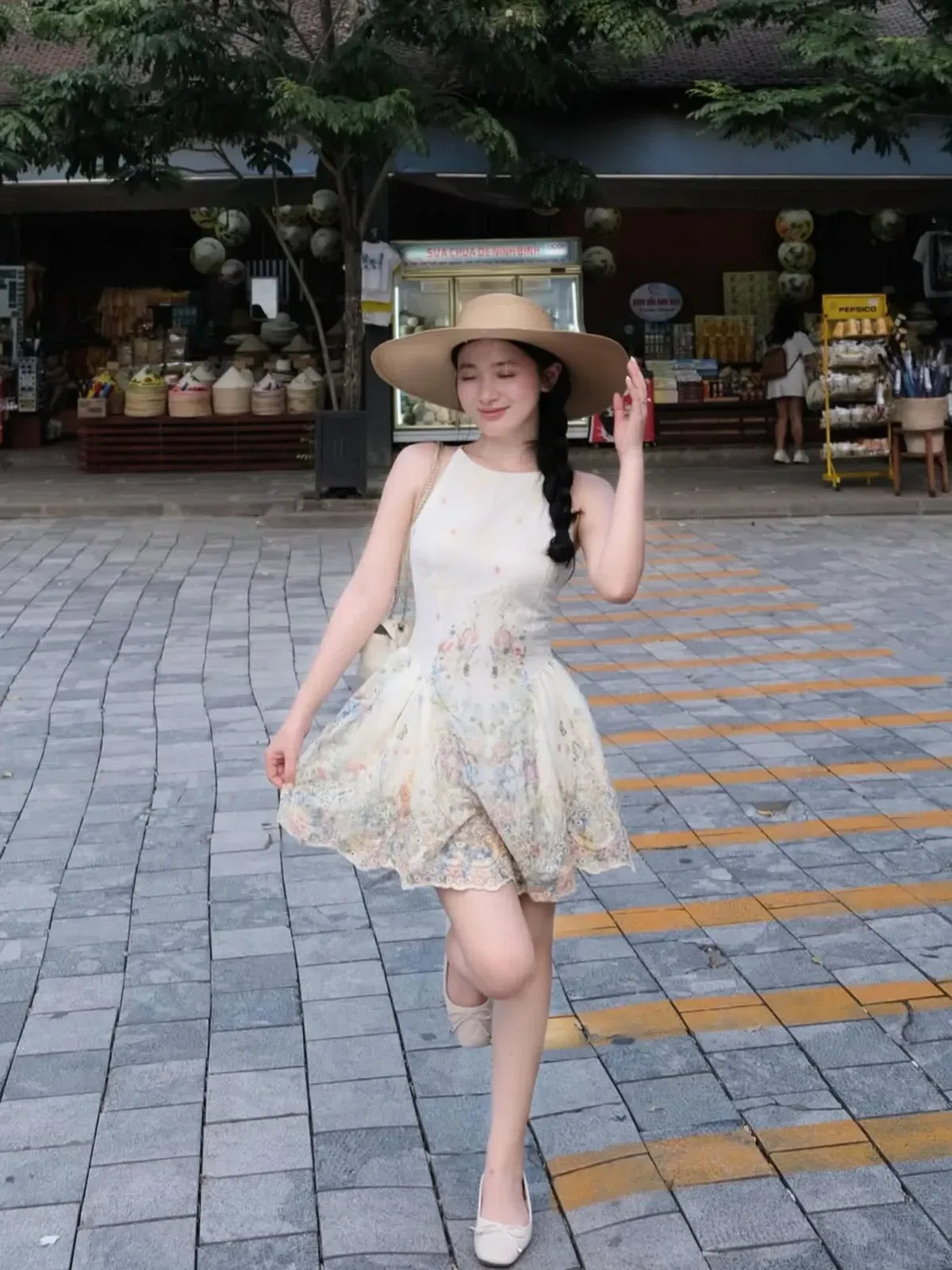 V579 Váy cổ yếm hoa nhí size S 1