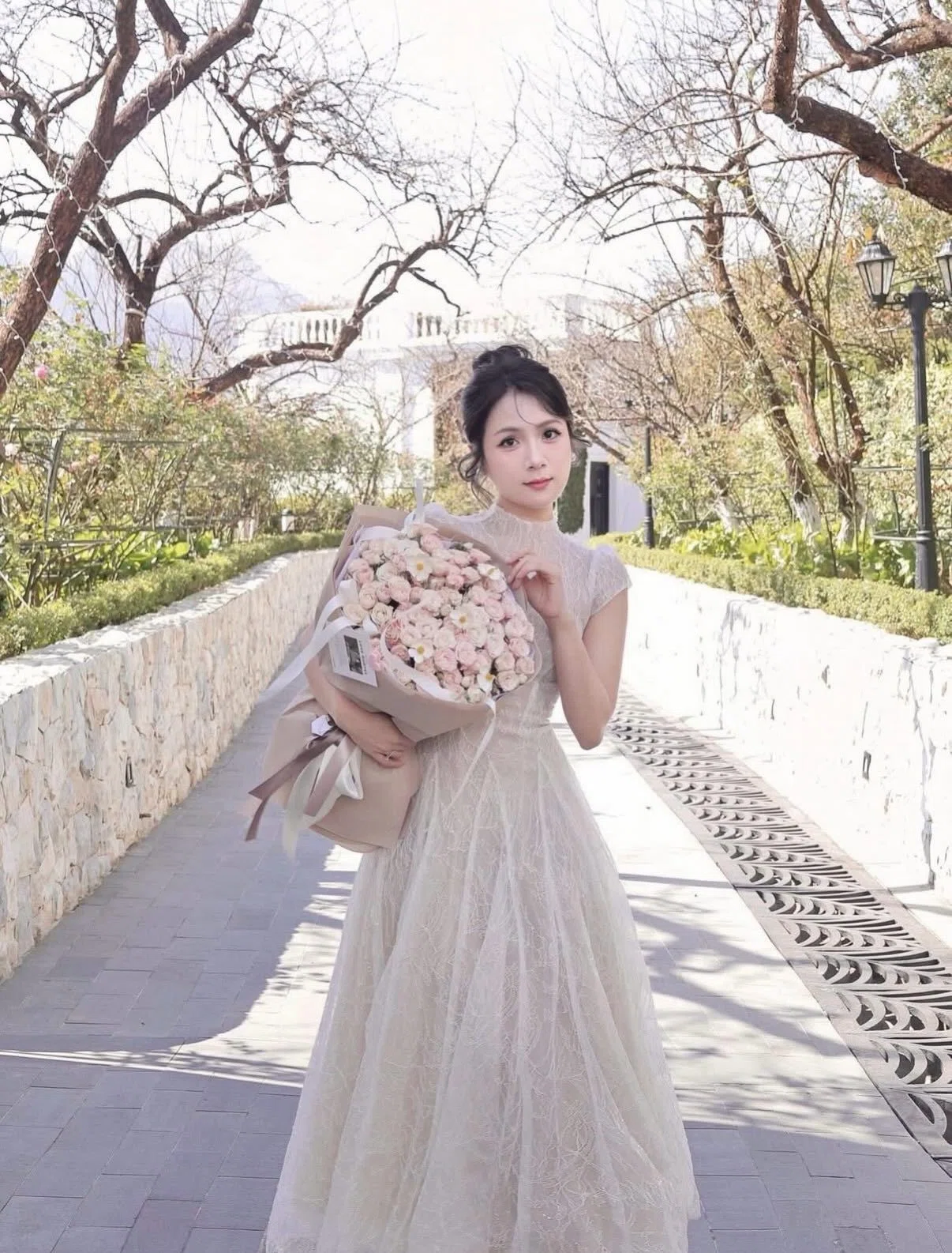 Rental By Rame - Váy Velia - size L (màu trắng, đen) 2