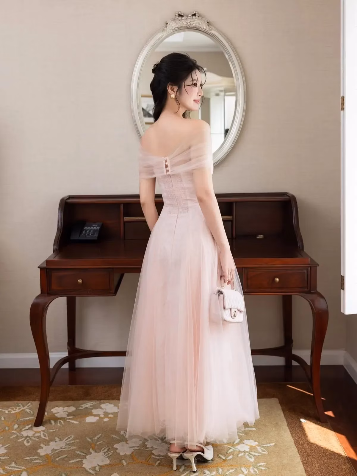 TielA. Official Dress 7