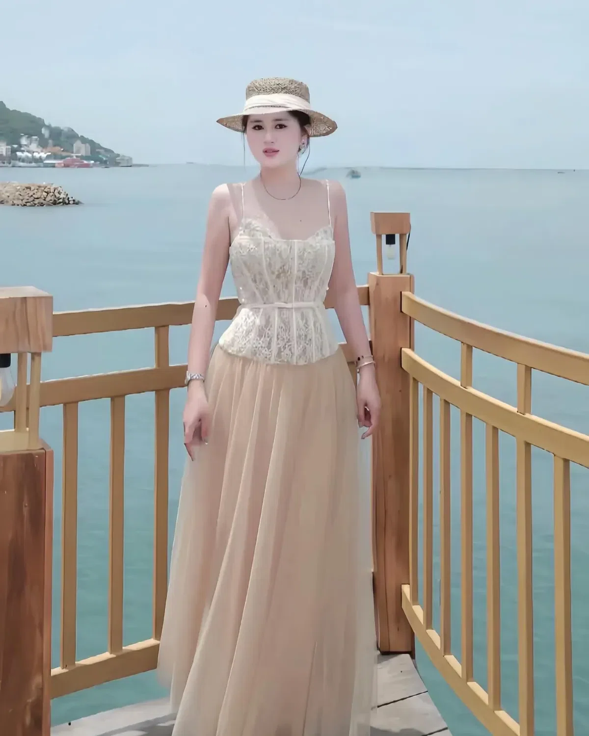 Váy ren dáng dài đính nơ eo 2