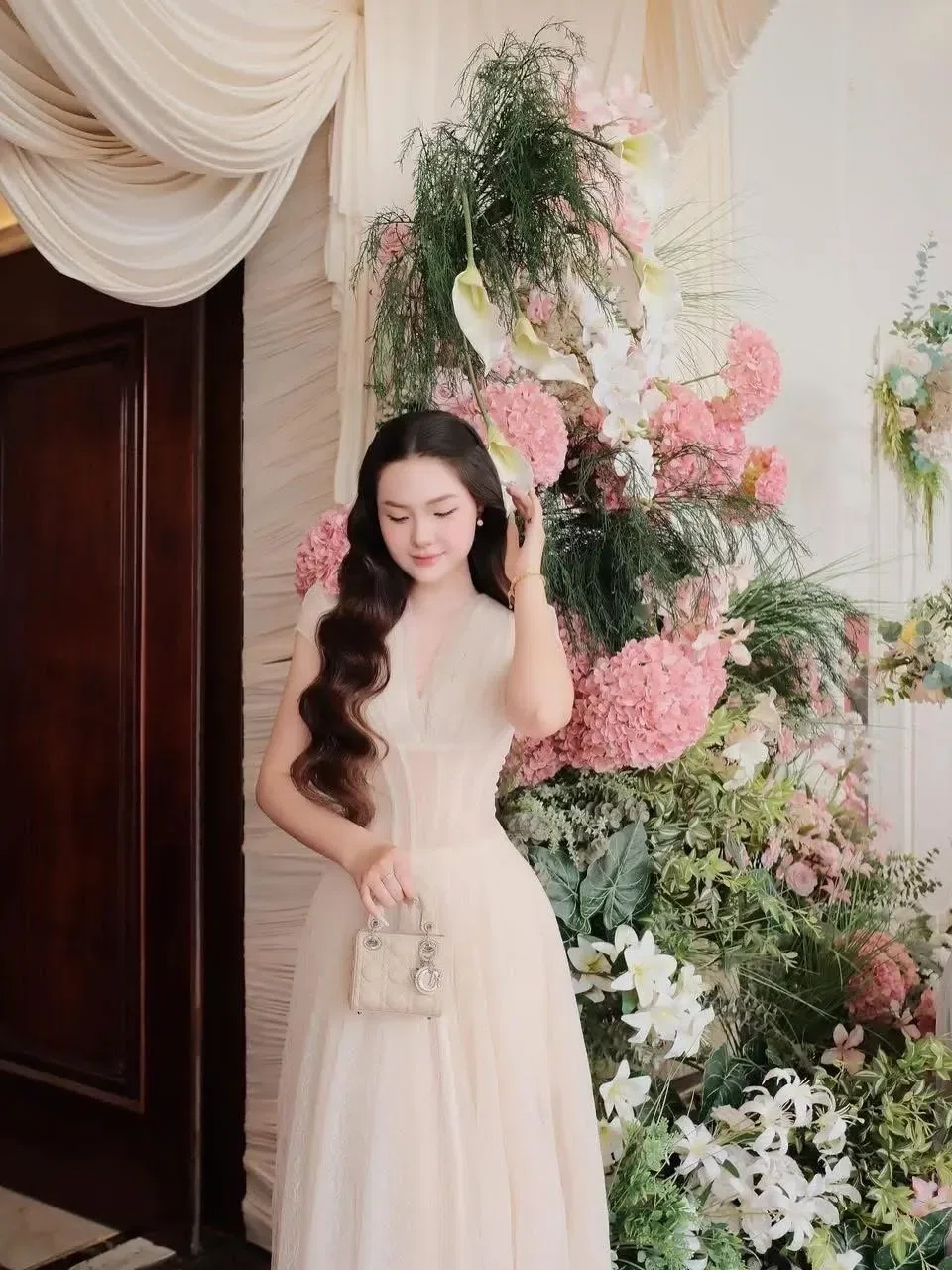 Acelia Dress - size L (màu kem) 5
