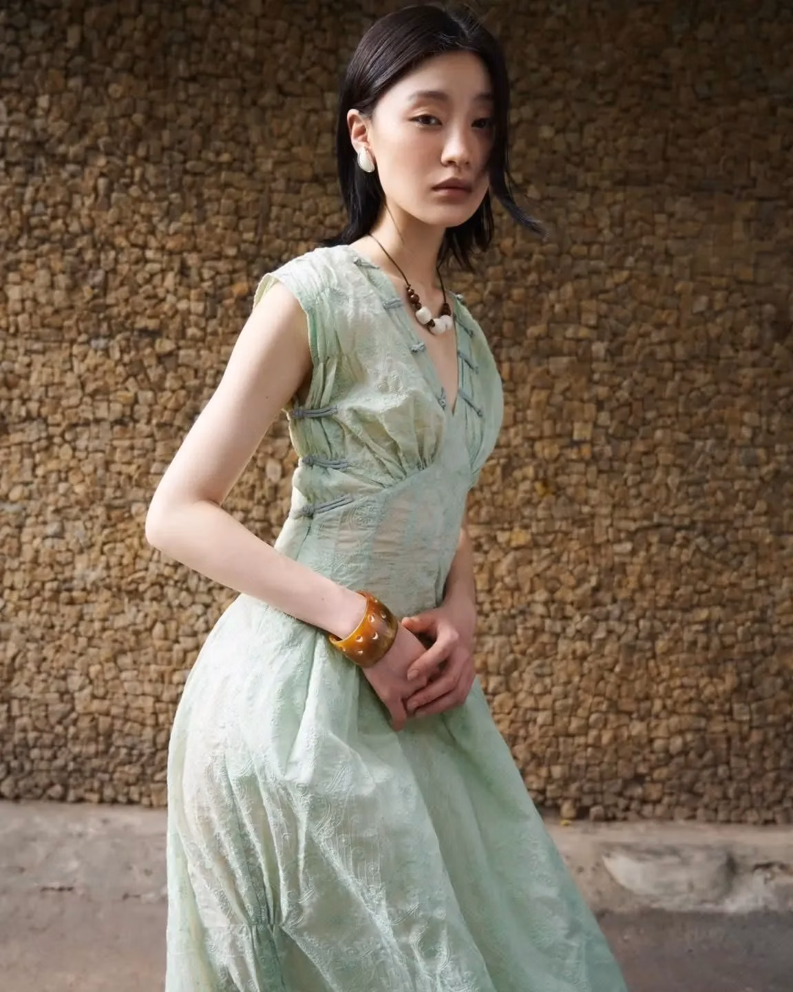 Đầm Thi - size L (xanh lá L, kem M L) 2