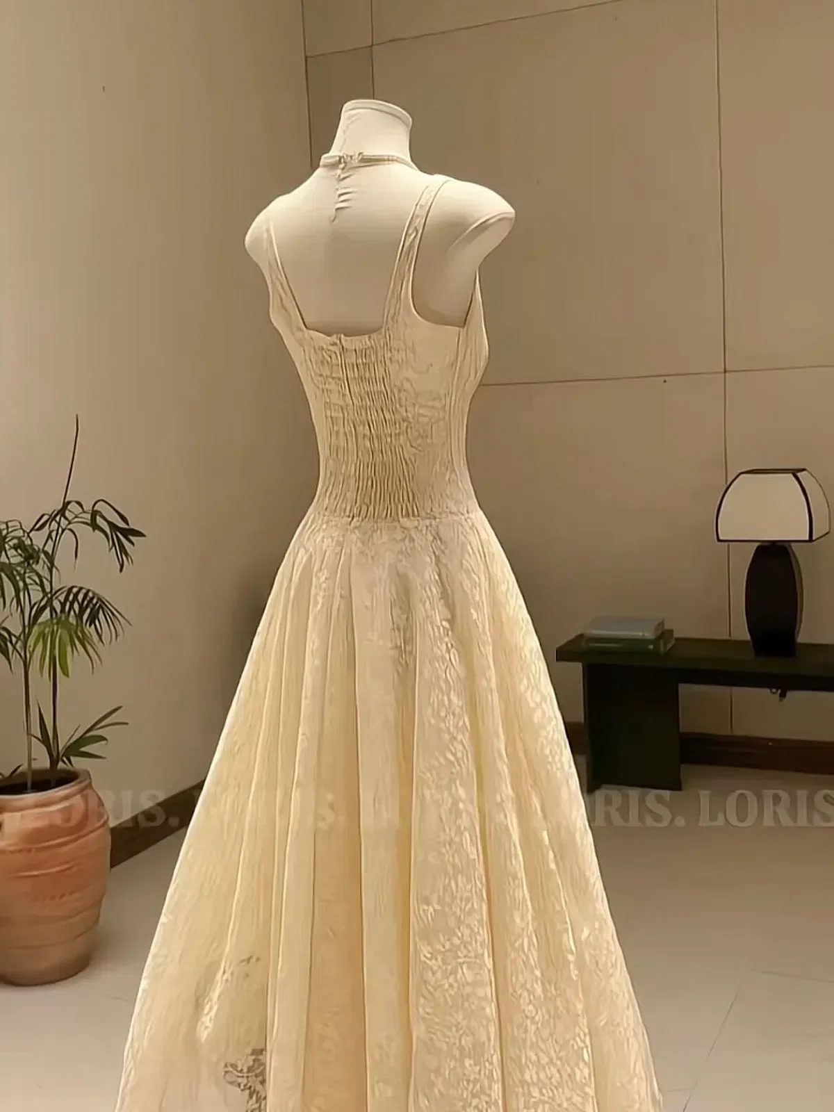 LORIS - đầm dự tiệc V026 Size L 2