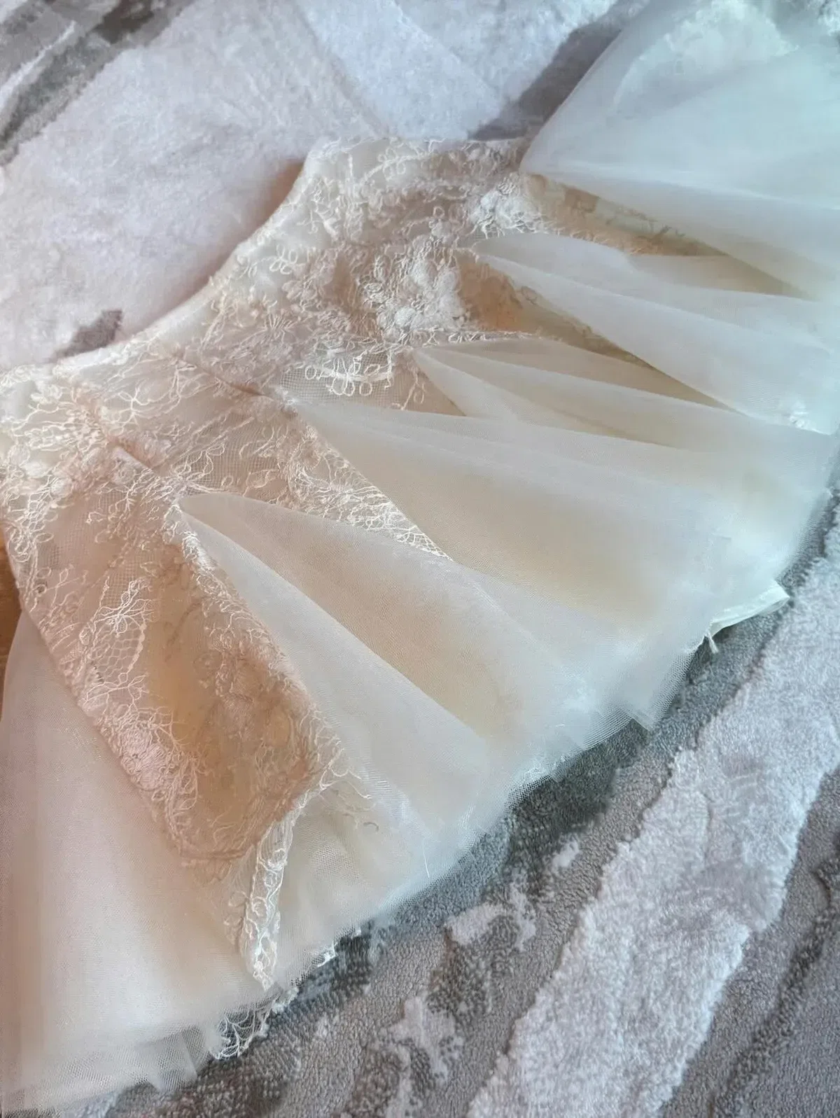 Váy tiểu thư ren trắng size L 4
