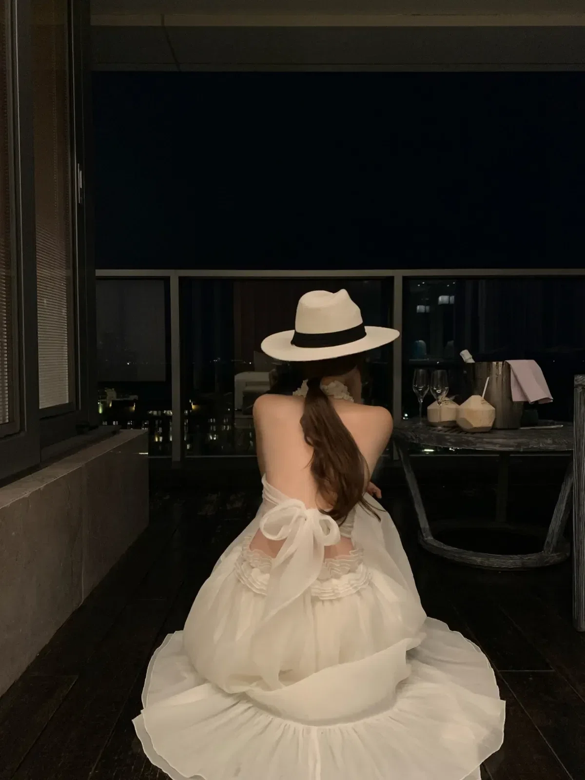 Brand: @kira.rentwear, Item Name: váy xếp li cổ chéo ST0015, Extra Info: freesize 5