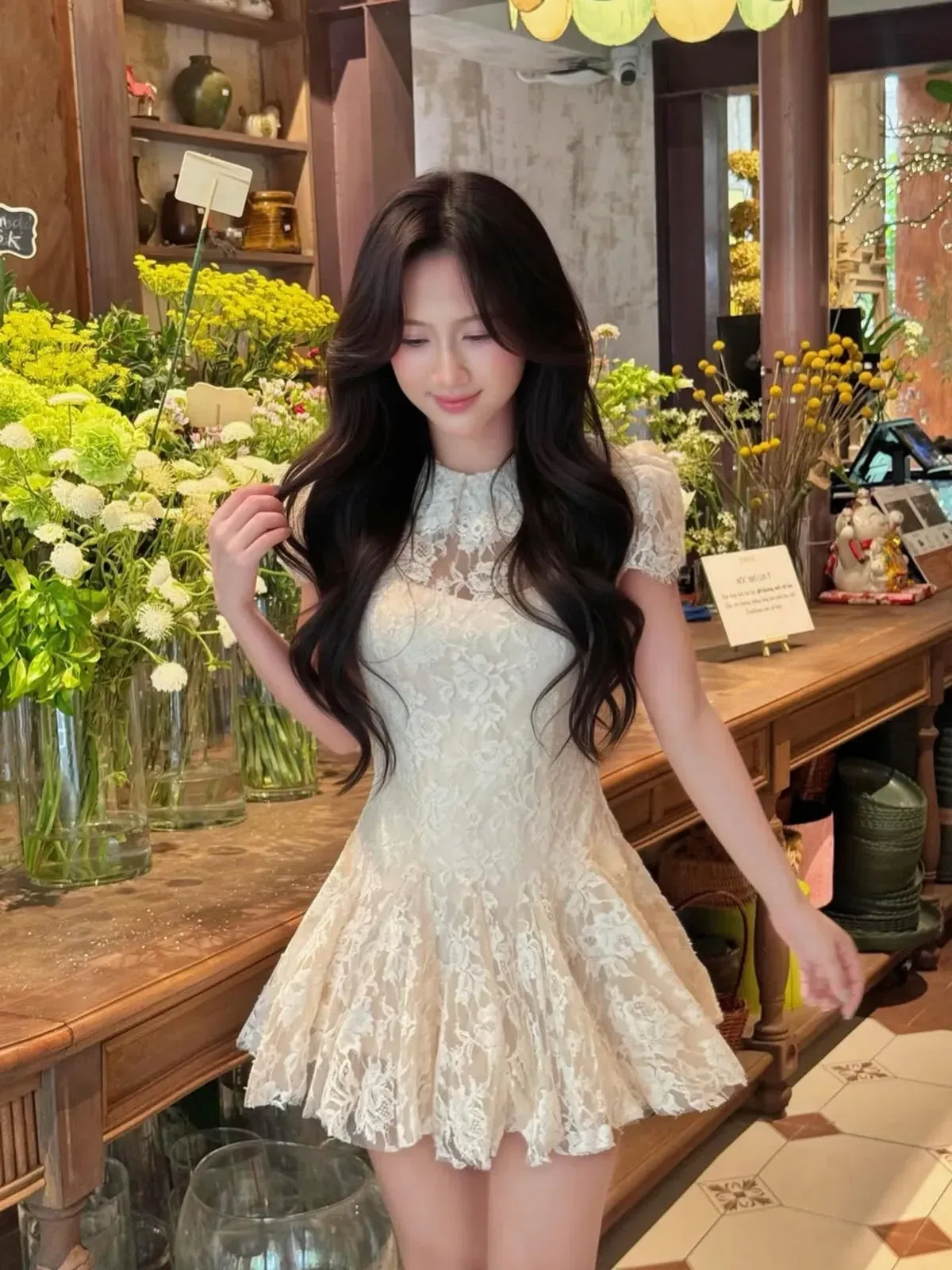 ChâuHy V557 Váy ren ngắn 1