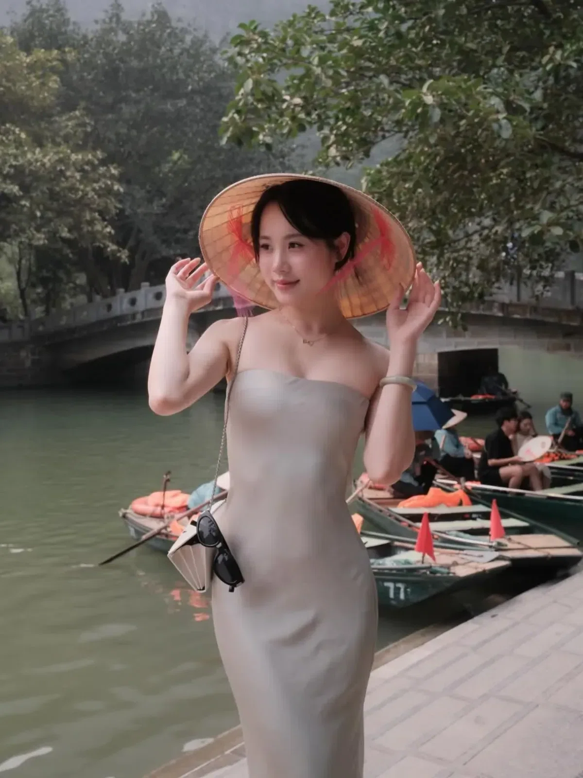 V410-V526 Váy lụa cup XANH size S,M 8
