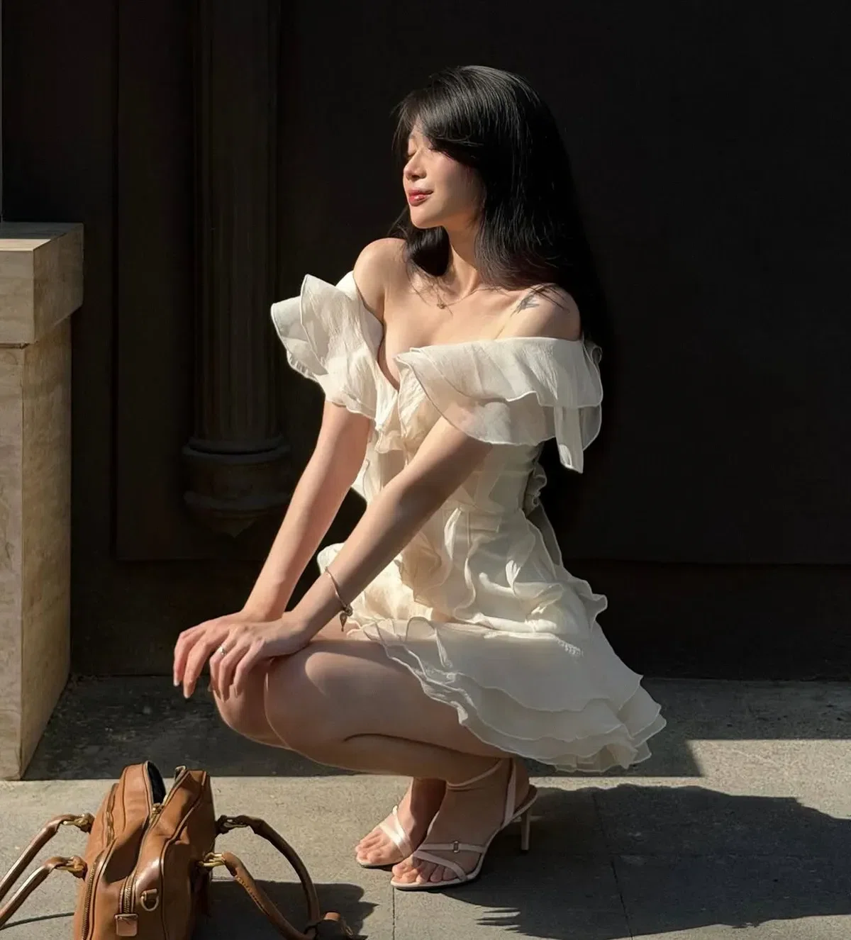 Váy Trễ Vai Màu Trắng 3