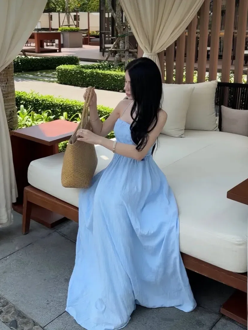 V173 Maxi dài hở lưng xanh 3