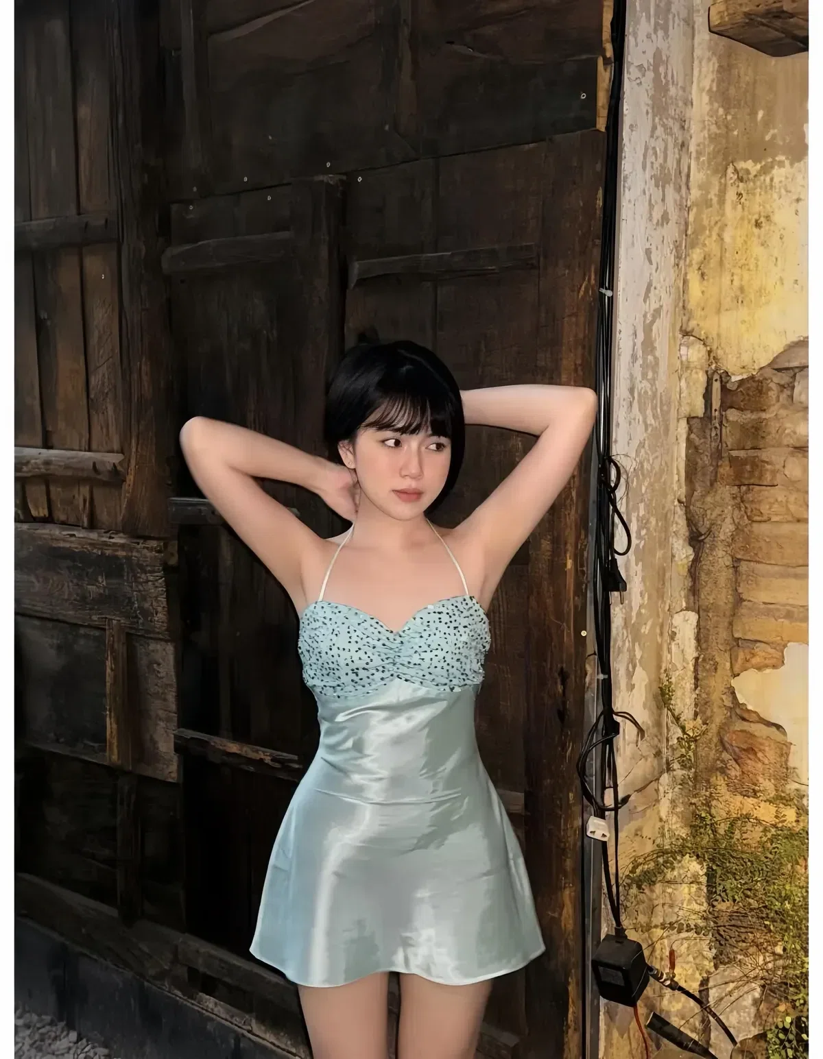 Đầm Lụa 2 Dây Hở Lưng L07 XL 4