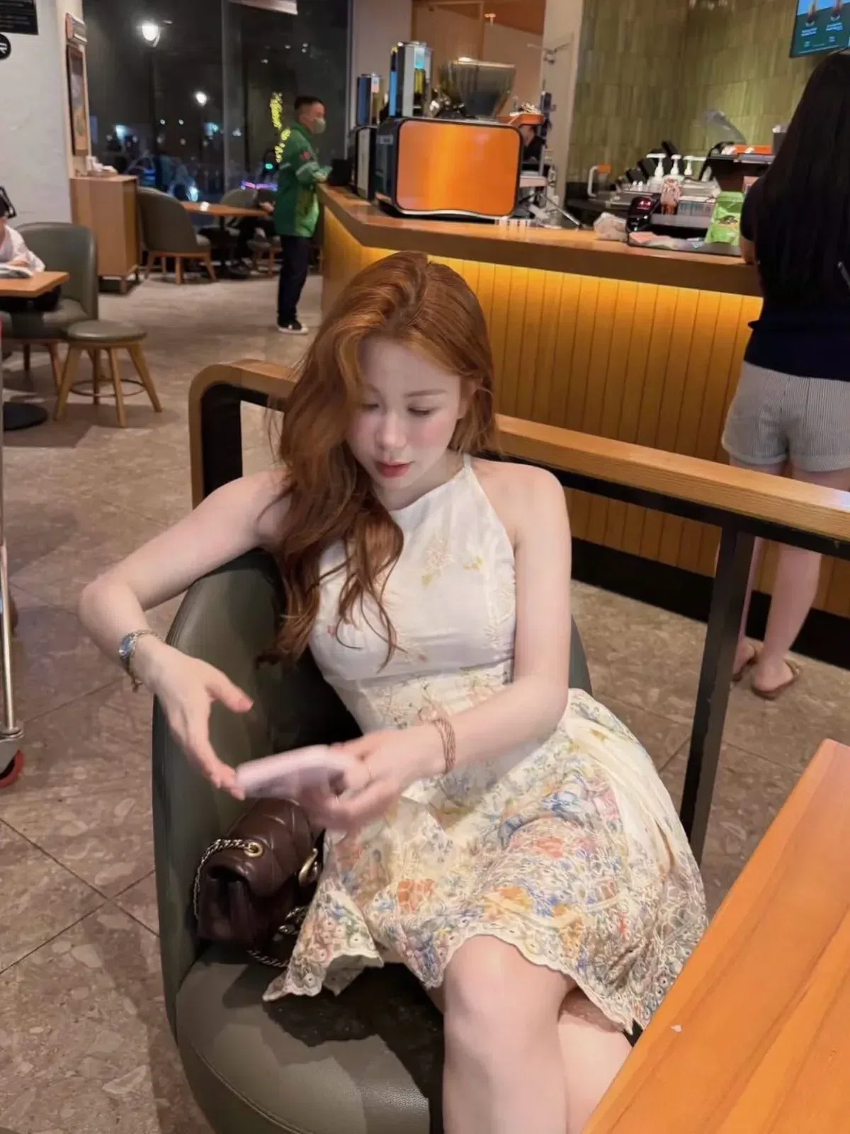 V579 Váy cổ yếm hoa nhí size S 3
