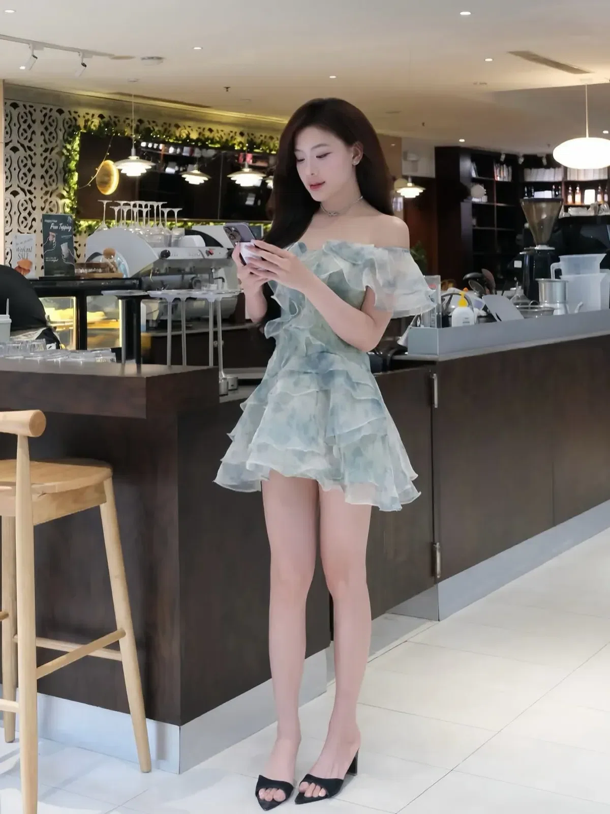 Olv V560 Váy trễ vai voan xanh 3