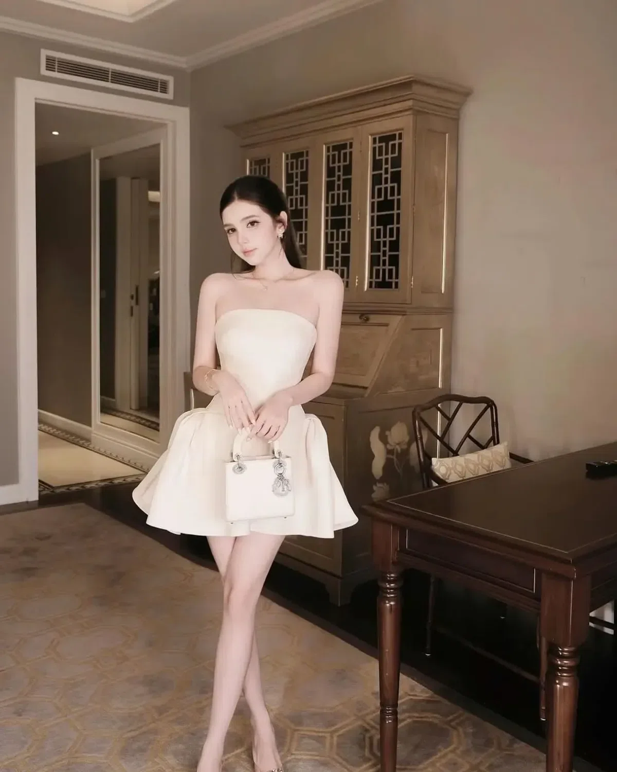 Váy cúp hàn đan nơ hông 2
