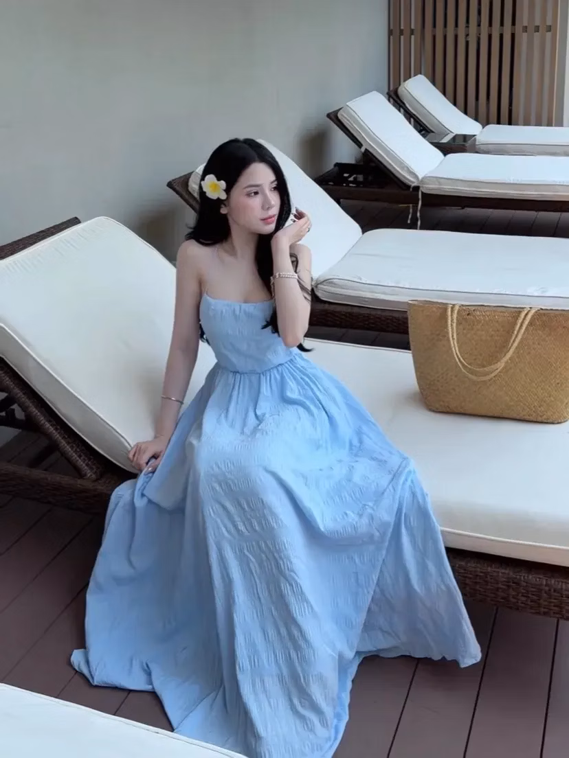 V173 Maxi dài hở lưng xanh 1