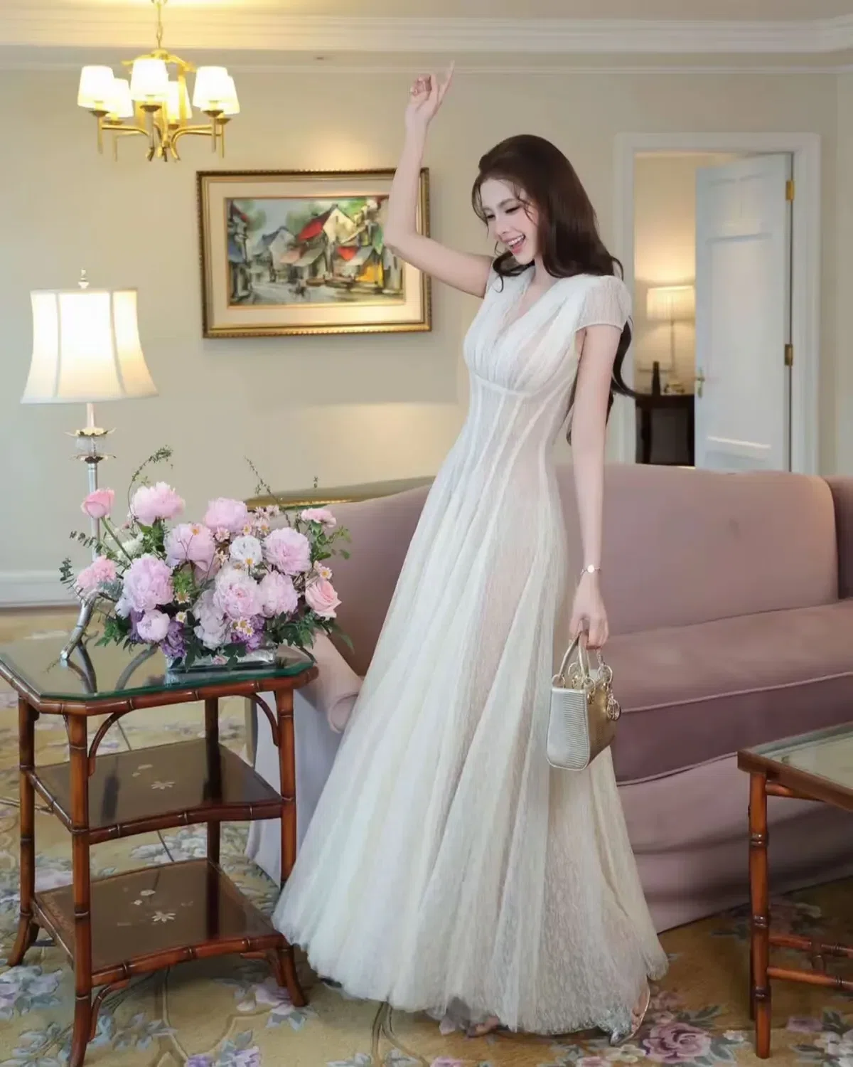 Đầm ren cộc tay dáng dài 3