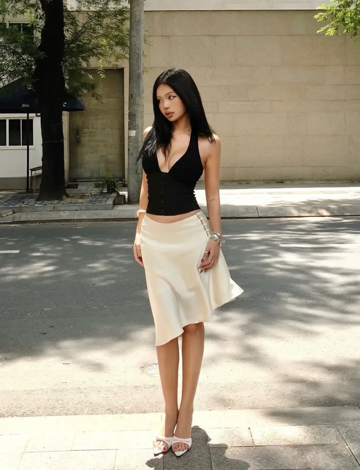 Chân váy lụa vạt chéo 9