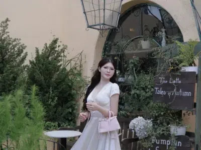 Đồ hè năm nay xinh lắm ạ💐🌷
__________________________
𝐌𝐚̂̃𝐮 𝐭𝐡𝐮𝐞̂: 𝟑𝟓