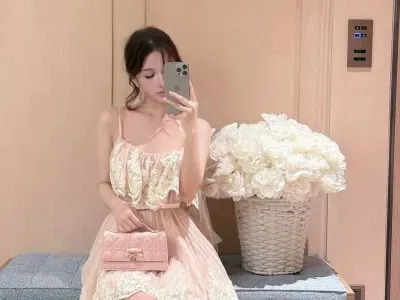 Betty Club Ophelia Dress màu hồng - size 1 fit <60kg