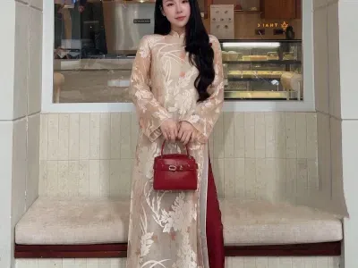Tiệm áo dài tháng 9