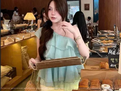Đồ hè năm nay xinh lắm ạ💐🌷
__________________________
𝐌𝐚̂̃𝐮 𝐭𝐡𝐮𝐞̂: 𝟑𝟓