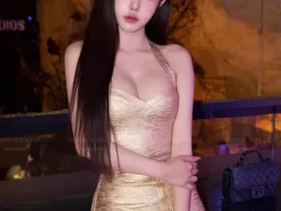Giá thuê Giày